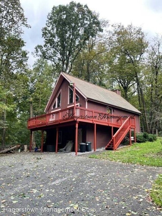 2 br, 1 bath House 13104 Brandenburg Hol... House Rental in