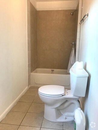 19148 apartments for rent apartments com