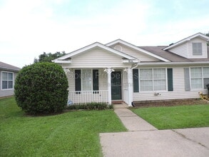 Building Photo - 8110 Heirloom Dr