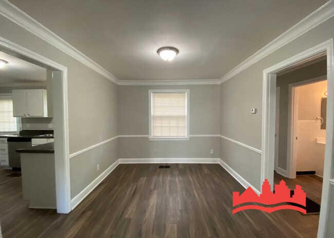 Building Photo - 956 Goodman St