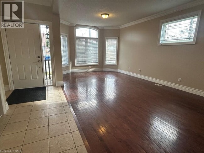 Building Photo - 3 Booty Ln