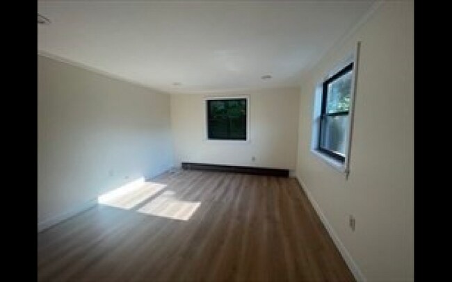 Building Photo - 52 Lynde St