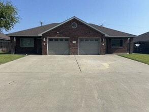 Building Photo - 4903 Autumn Valley Dr