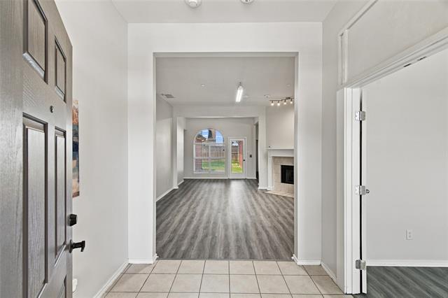 Foto del edificio - 1033 Suffolk Ln