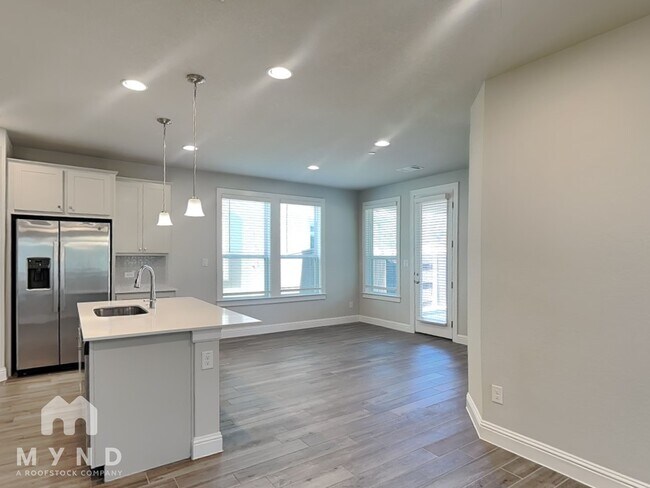 Foto del edificio - 2605 Sam Bass Rd