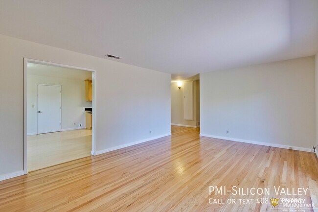 Foto del edificio - 807 Killarney CT: Great Home!
