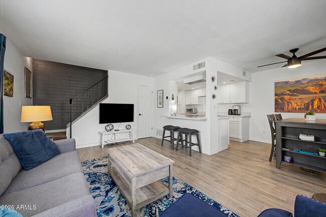 Foto del edificio - 4158 N 81st St