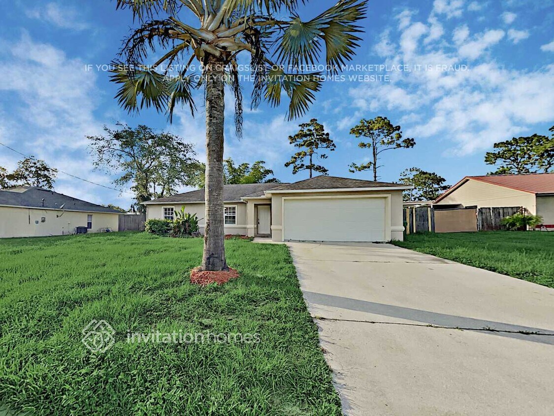 Foto principal - 4800 Miramar St