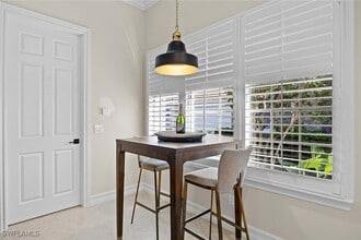 Building Photo - 8446 Mallards Way