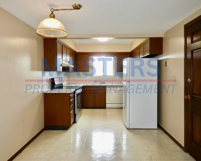 Foto del edificio - 135 Edgewood Dr