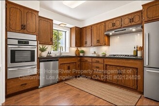Building Photo - 1534 S Hayworth Ave