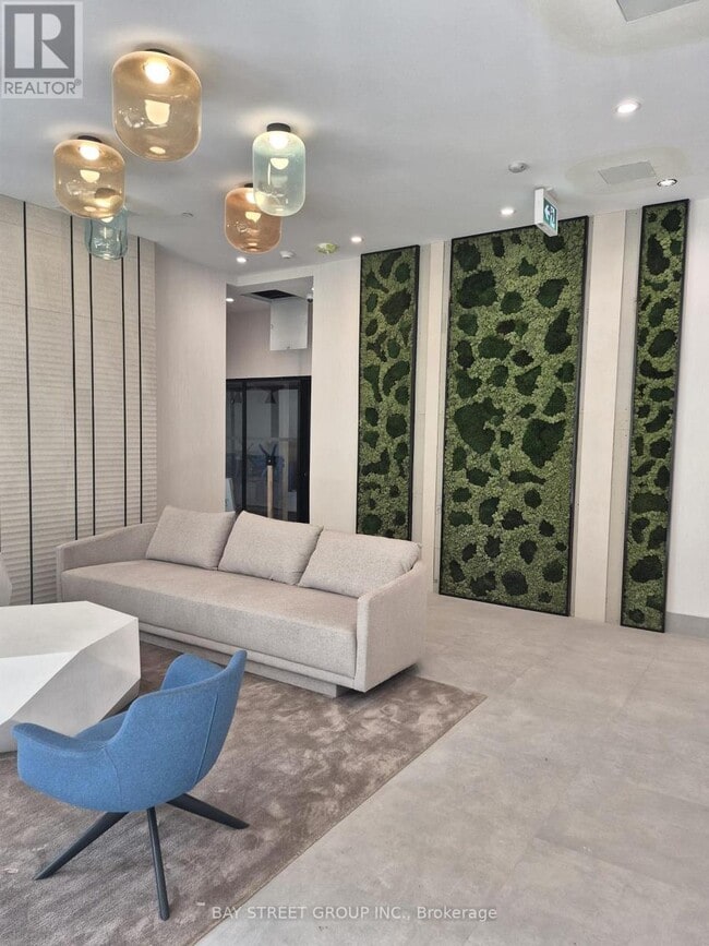 Building Photo - 500 Plains Rd E