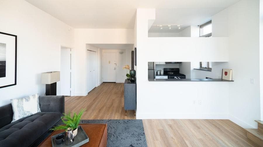 Building Photo - 2 bedroom in NEW YORK NY 10011