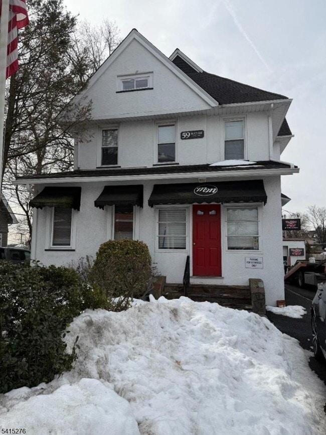 Building Photo - 59 Walnut St