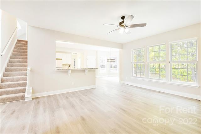 Foto del edificio - 4729 Buckminster Ct