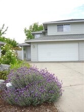 Building Photo - 561 Brittni Ln