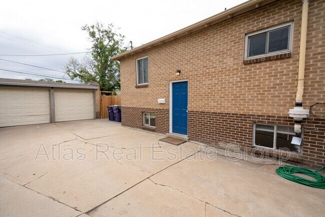 Building Photo - 1431 Zenobia St