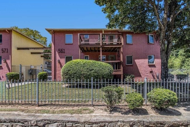 Photo - 561 Formwalt St SW Townhome