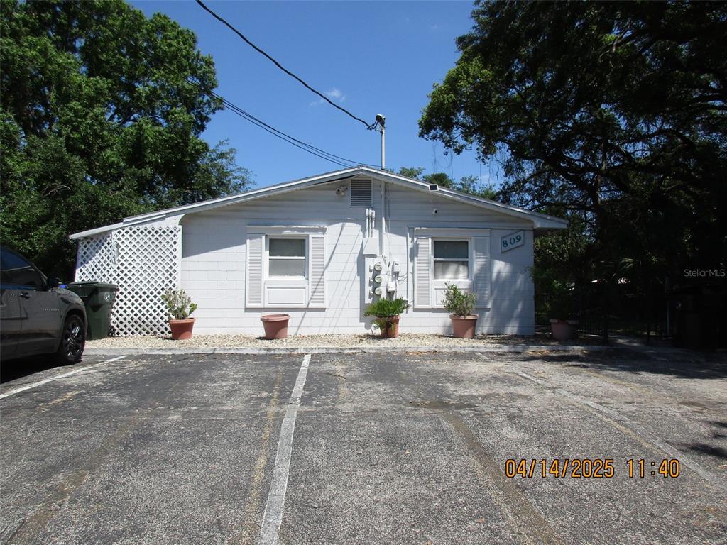 Primary Photo - 809 Ocean St