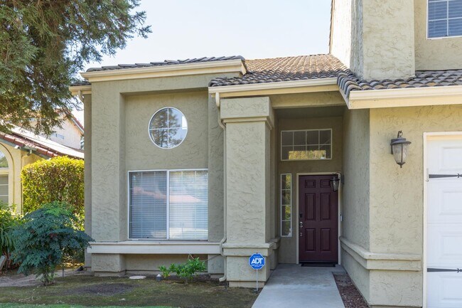 Foto del edificio - 953 E Buckhill Rd