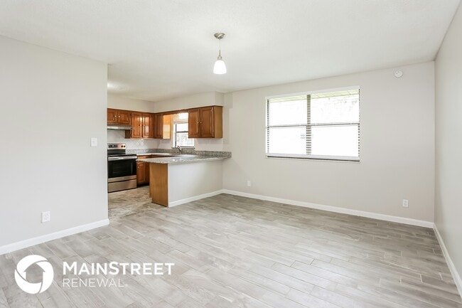 Foto del edificio - 6775 Rivercrest Dr