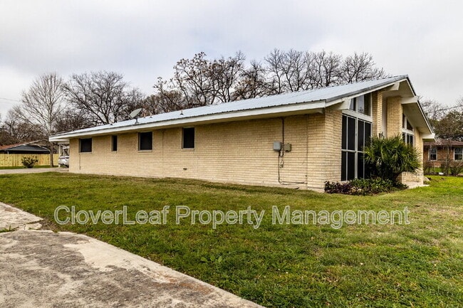 Photo - 319 Gaiety Ln Apartment