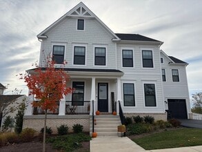 Building Photo - 5105 Carters Xing Ave