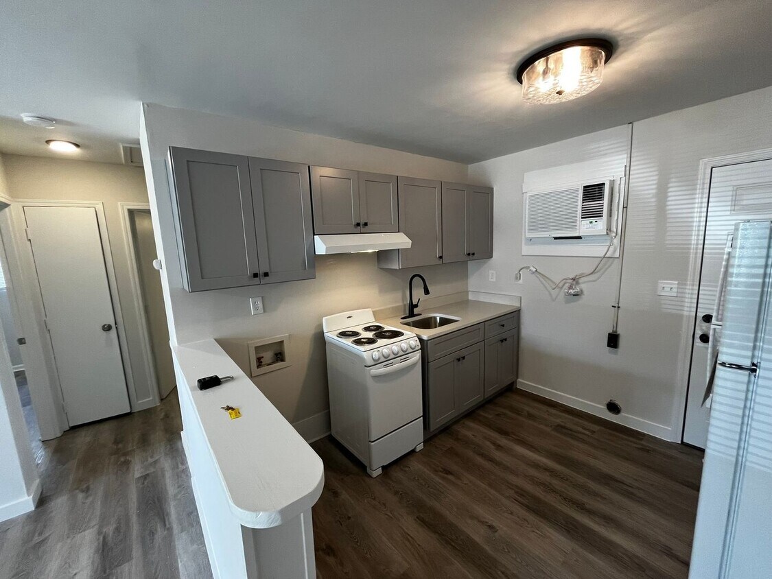 Foto principal - Newly Renovated Unit!!