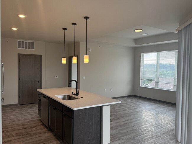 Foto del edificio - Midpoint Meadows