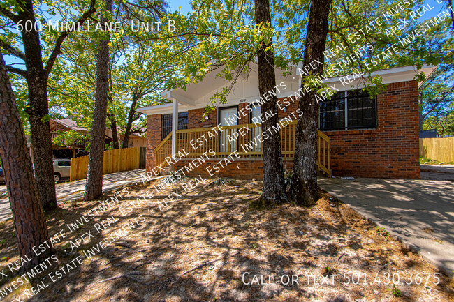 Building Photo - 600 Mimi Ln