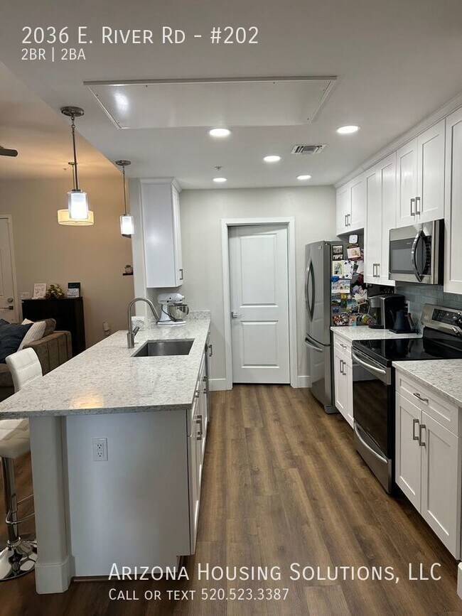 Building Photo - 2nd floor, off Riverwalk in Popular Placit...