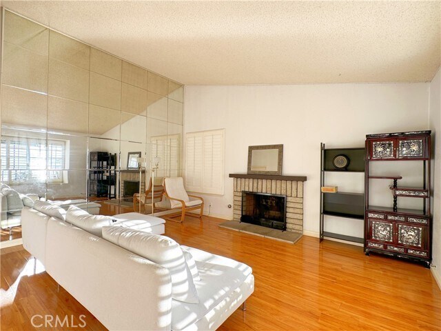Foto del edificio - 8 Meadow View Dr