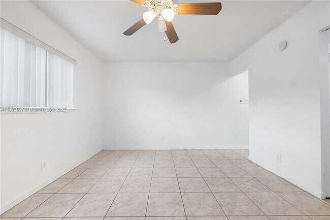 Foto del edificio - 2912 NW 55th Ave
