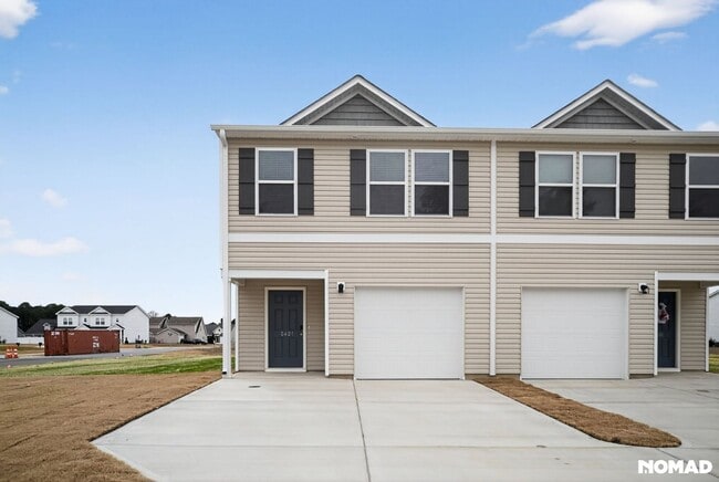 Building Photo - 2401 Brookville Dr