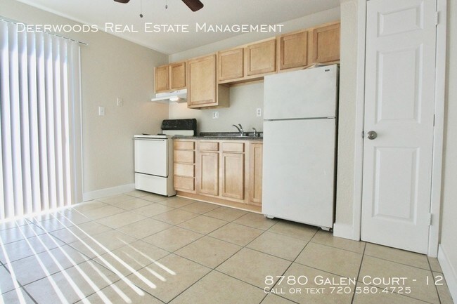 Foto del edificio - 8780 Galen Ct