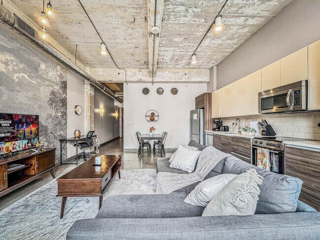 Foto del edificio - 555 Evergreen St