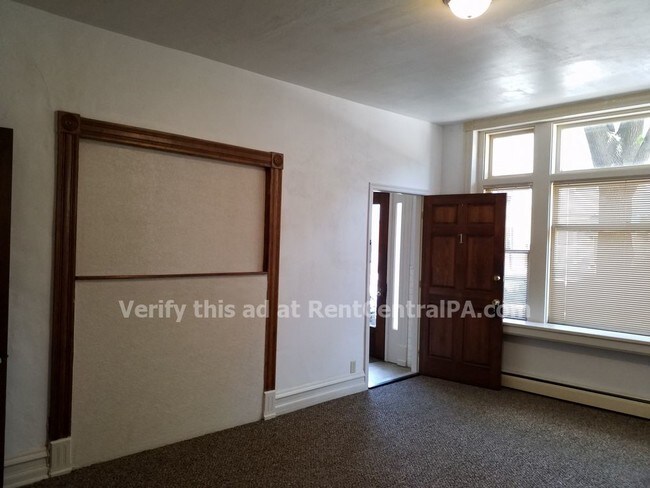 Foto del edificio - 110 S 4th St Apt 1