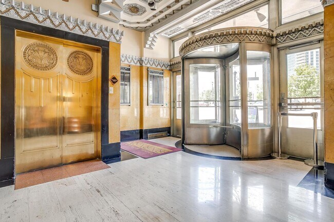 Foto del edificio - 221 W Lancaster Ave