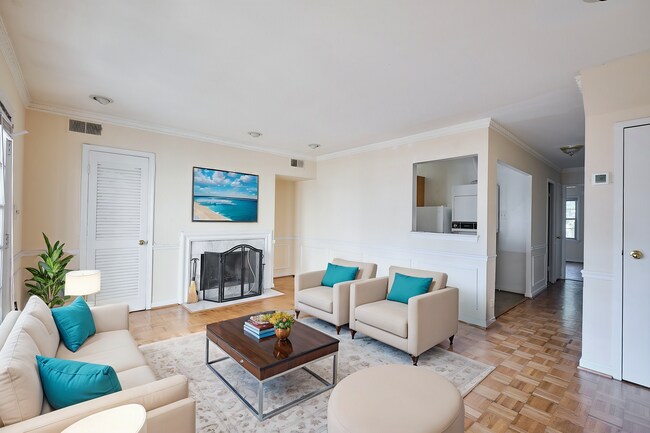 Foto del edificio - Charming 1-Bedroom Apartment in the Heart ...