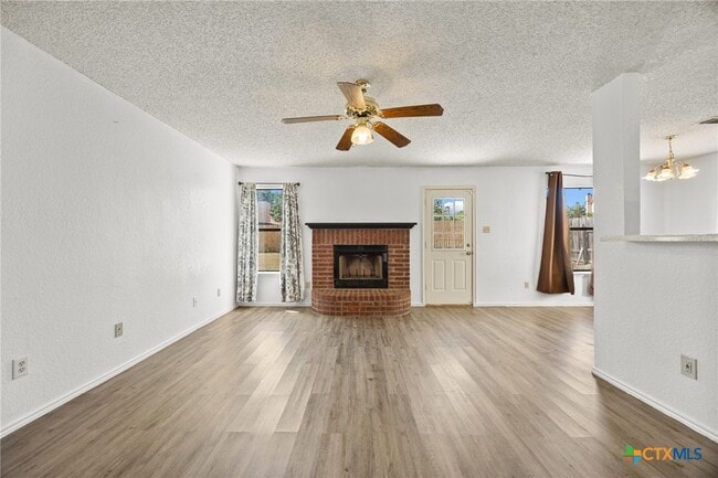 Building Photo - 2804 Cactus Dr