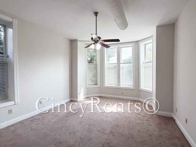 Foto del edificio - 2155 Fulton Ave