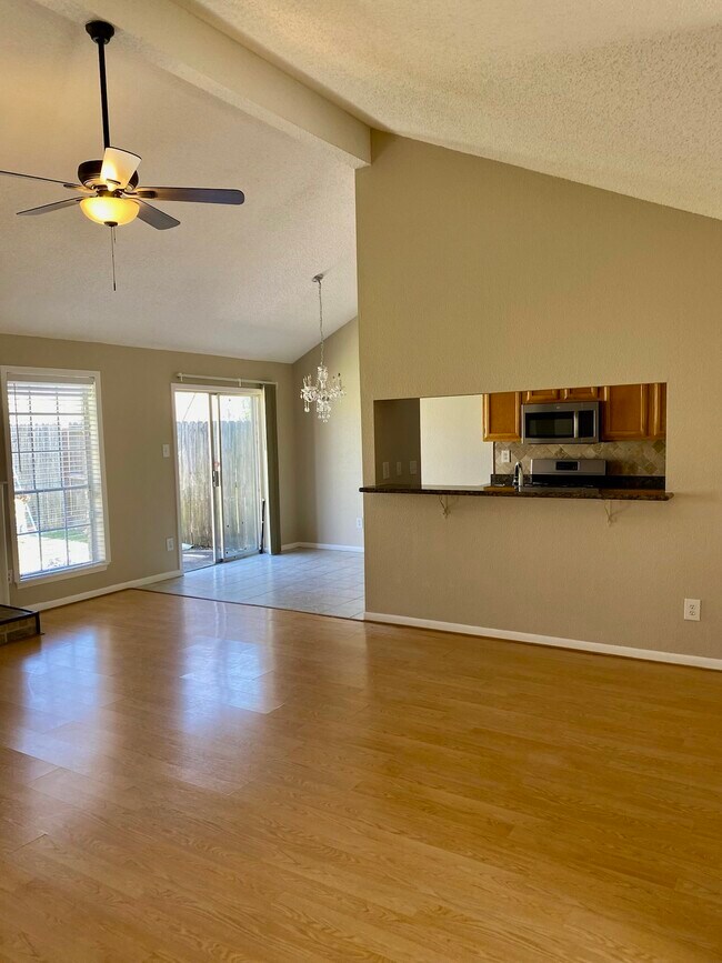 Foto del edificio - 4015 Kitchen Hill Ln