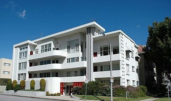 Primary Photo - 330 S Almont Dr