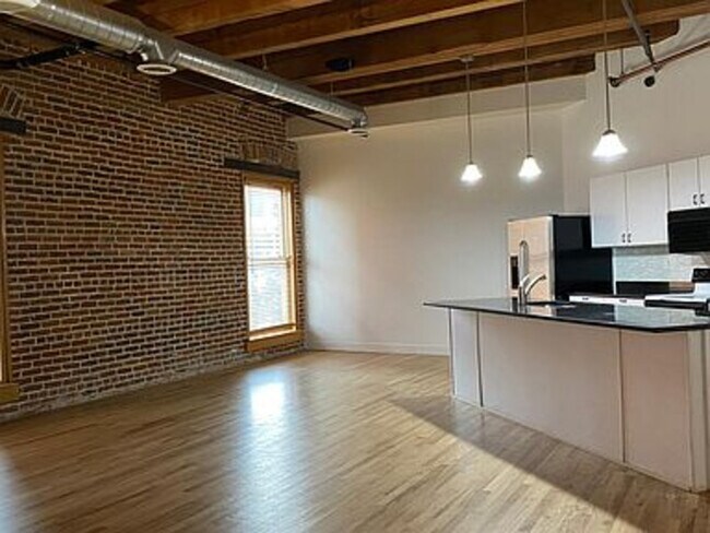 Foto del edificio - 1143 Auraria Pkwy
