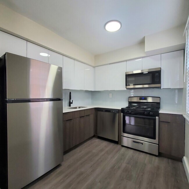 Parkview Manor Apartments 12011249 Rhawn St Philadelphia, PA