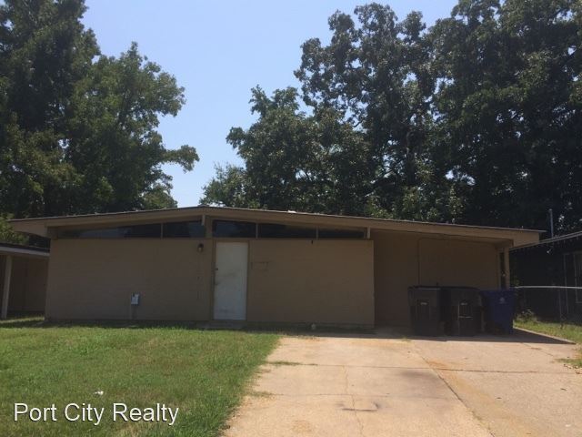 Primary Photo - 4 br, 1 bath House - 4321 Cole Pl