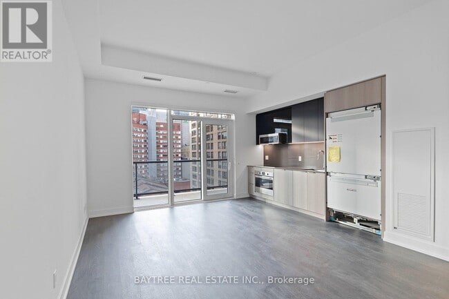 Photo du bâtiment - 308 Jarvis St