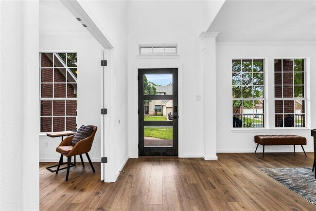 Building Photo - 9309 La Puente Dr