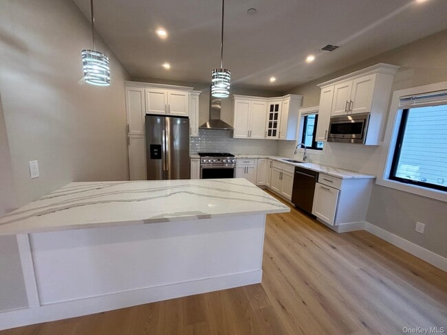 Building Photo - 159 Harrison Ave