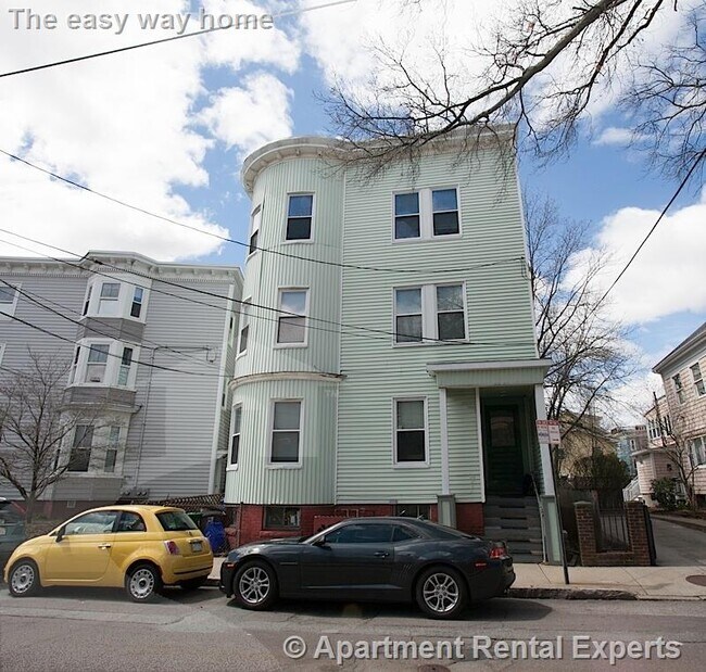 Building Photo - 77 Kinnaird St